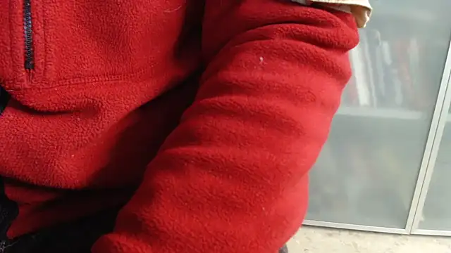 smoothandtiny online show from 03-18-25, 06:36