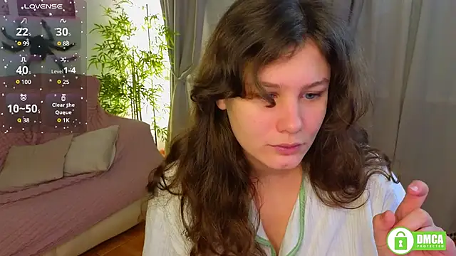 Snapshot of Charlotte_wow chatting on 11-20-25, 09:58 Charlotte wow online show from 11-20-25, 09:58