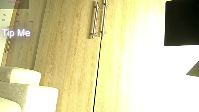 aidaadams online show from 11-13-25, 11:09