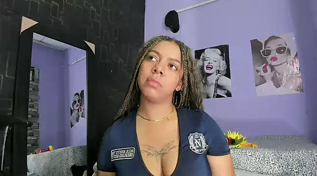 Alika01 online show from 03-22-25, 11:31