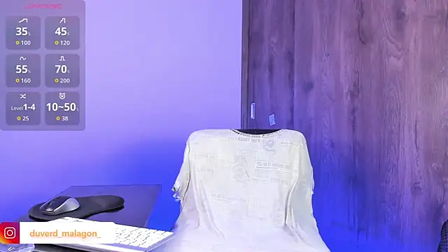 Demian cute18 online show from 10-01-25, 11:33