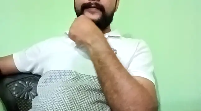 Snapshot of HathodaTyagi123 chatting on 03-17-25, 10:27 HathodaTyagi123 online show from 03-17-25, 10:27