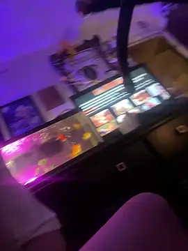 Helmut1971 online show from 02-24-25, 07:11