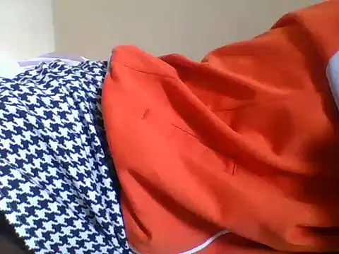 Snapshot of Melaningodes chatting on 06-15-26, 09:22 Melaningodes online show from 06-15-26, 09:22