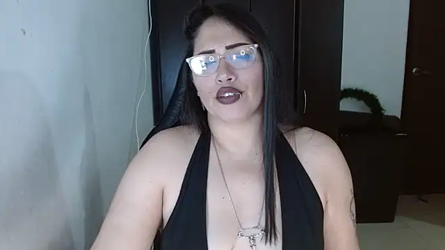 natashasmithe online show from 11-24-25, 01:16