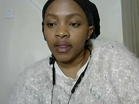 Snapshot of Brown_sexy chatting on 12-26-24, 10:20 Brown sexy online show from 12-26-24, 10:20
