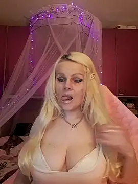 Snapshot of Angeldevilus chatting on 05-04-26, 11:34 Angeldevilus online show from 05-04-26, 11:34