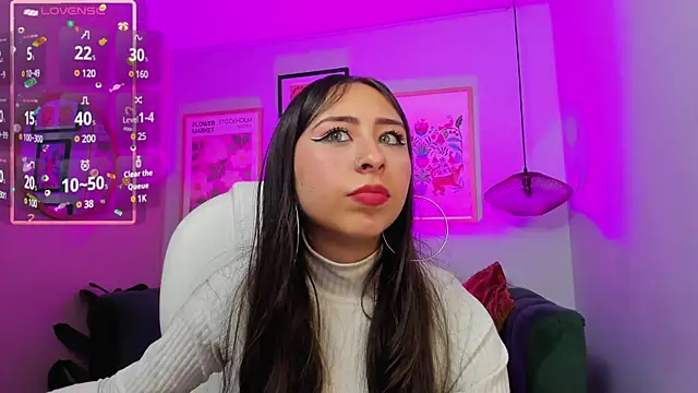 Snapshot of _cloe_martinez chatting on 12-10-24, 12:50 cloe martinez online show from 12-10-24, 12:50