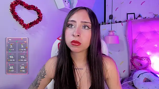 Snapshot of _cloe_martinez chatting on 02-14-25, 09:10 cloe martinez online show from 02-14-25, 09:10