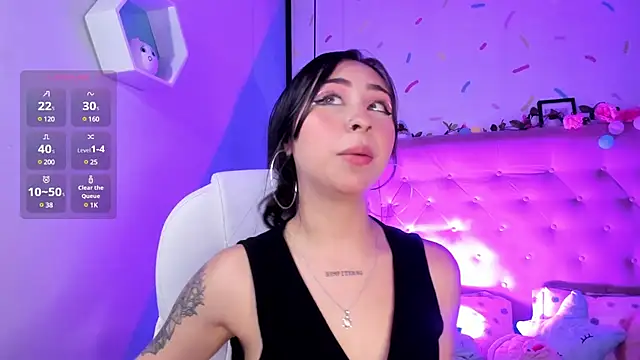 Snapshot of _cloe_martinez chatting on 02-26-25, 11:37 cloe martinez online show from 02-26-25, 11:37