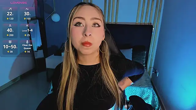 Snapshot of _cloe_martinez chatting on 03-03-26, 09:15 cloe martinez online show from 03-03-26, 09:15