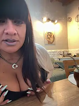 Snapshot of Sensualmente333 chatting on 06-29-26, 12:05 Sensualmente333 online show from 06-29-26, 12:05