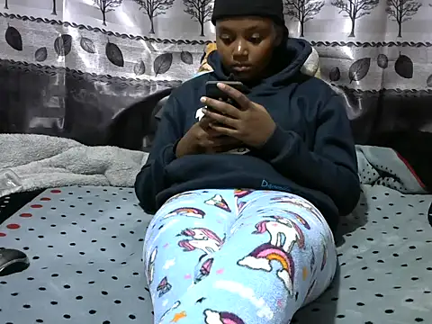 Snapshot of Sweet_kelsiey chatting on 02-28-25, 05:48 Sweet kelsiey online show from 02-28-25, 05:48