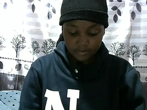 Snapshot of Sweet_kelsiey chatting on 03-16-25, 09:49 Sweet kelsiey online show from 03-16-25, 09:49