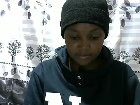 Snapshot of Sweet_kelsiey chatting on 03-19-25, 09:05 Sweet kelsiey online show from 03-19-25, 09:05