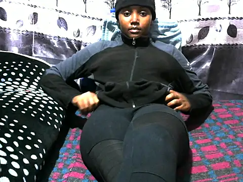 Snapshot of Sweet_kelsiey chatting on 03-22-25, 11:20 Sweet kelsiey online show from 03-22-25, 11:20