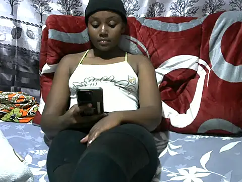 Snapshot of Sweet_kelsiey chatting on 10-04-25, 08:07 Sweet kelsiey online show from 10-04-25, 08:07