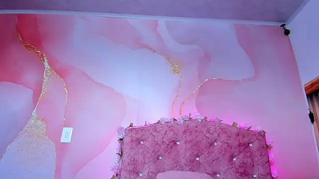 Snapshot of Khassia_f32 chatting on 03-10-25, 05:07 Khassia f32 online show from 03-10-25, 05:07