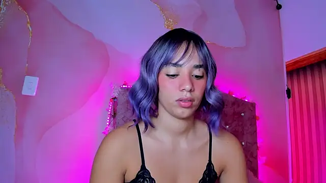 Snapshot of Khassia_f32 chatting on 03-18-25, 10:57 Khassia f32 online show from 03-18-25, 10:57