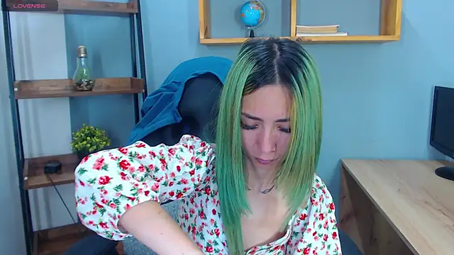 Erika Stevens online show from 11-05-25, 02:50