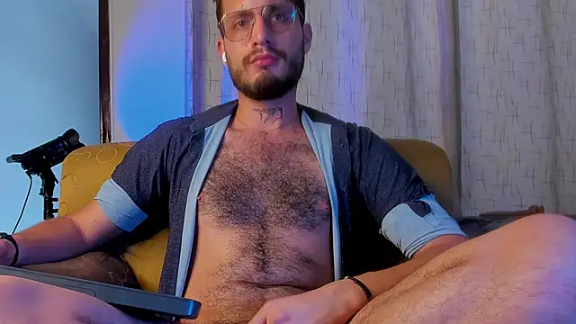 Snapshot of axel_giracr chatting on 03-09-25, 09:46 axel giracr online show from 03-09-25, 09:46