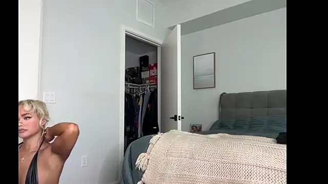 ElenaErickson online show from 02-16-26, 07:54