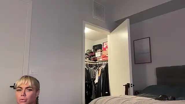 ElenaErickson online show from 04-13-26, 02:28