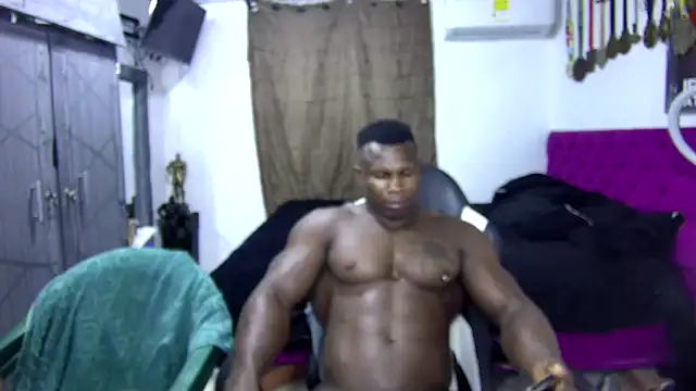 MedellinBlackx online show from 10-10-25, 12:53