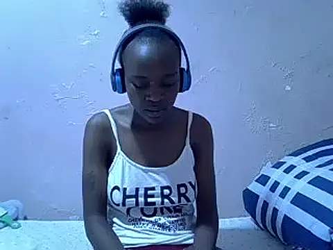 Snapshot of just_nuru chatting on 03-04-25, 10:27 just nuru online show from 03-04-25, 10:27