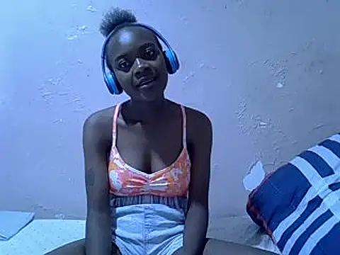 Snapshot of just_nuru chatting on 03-06-25, 08:05 just nuru online show from 03-06-25, 08:05