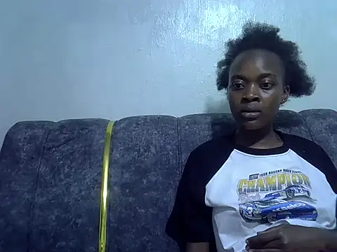 Snapshot of just_nuru chatting on 10-14-25, 04:52 just nuru online show from 10-14-25, 04:52