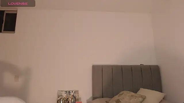 Snapshot of Marian_se chatting on 02-07-26, 01:42 Marian se online show from 02-07-26, 01:42