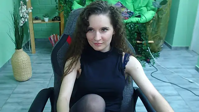 Snapshot of Miss_Barbara_ chatting on 02-11-25, 09:25 Miss Barbara online show from 02-11-25, 09:25