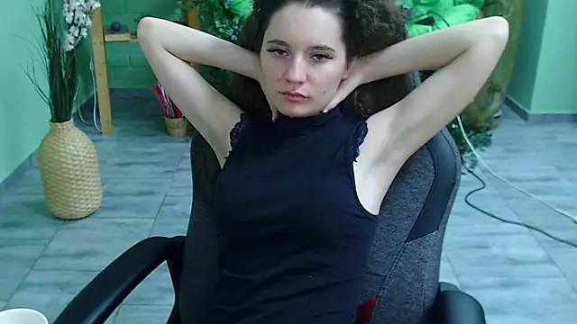 Snapshot of Miss_Barbara_ chatting on 02-12-25, 12:27 Miss Barbara online show from 02-12-25, 12:27