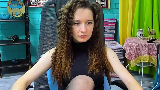 Snapshot of Miss_Barbara_ chatting on 02-21-25, 12:28 Miss Barbara online show from 02-21-25, 12:28