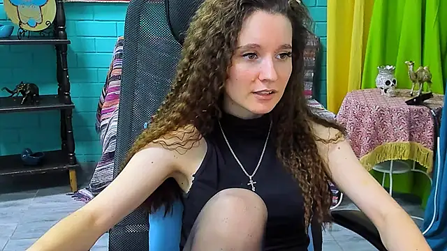 Snapshot of Miss_Barbara_ chatting on 02-21-25, 07:10 Miss Barbara online show from 02-21-25, 07:10