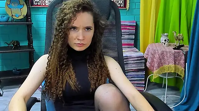 Snapshot of Miss_Barbara_ chatting on 02-24-25, 11:21 Miss Barbara online show from 02-24-25, 11:21