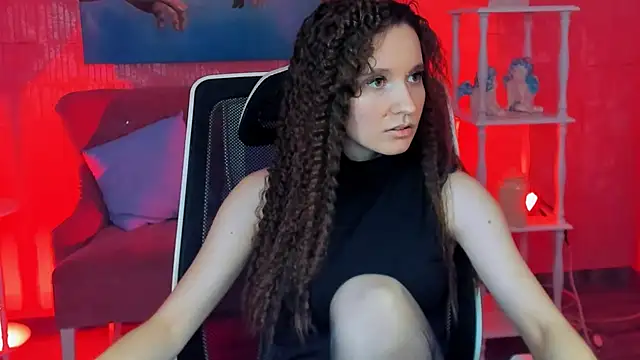 Snapshot of Miss_Barbara_ chatting on 02-25-25, 12:03 Miss Barbara online show from 02-25-25, 12:03