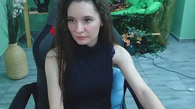 Snapshot of Miss_Barbara_ chatting on 02-26-25, 12:16 Miss Barbara online show from 02-26-25, 12:16