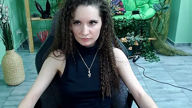 Snapshot of Miss_Barbara_ chatting on 03-14-25, 12:54 Miss Barbara online show from 03-14-25, 12:54