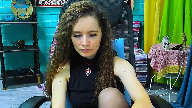 Snapshot of Miss_Barbara_ chatting on 03-18-25, 06:48 Miss Barbara online show from 03-18-25, 06:48