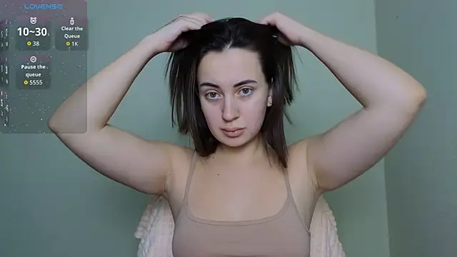 SweetieKendl online show from 01-10-26, 09:33