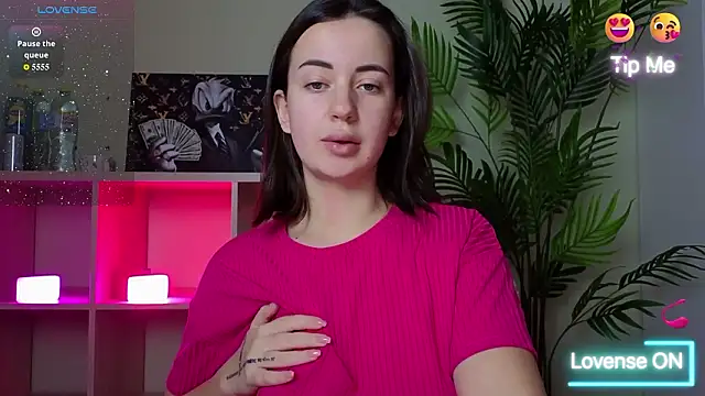 SweetieKendl online show from 02-14-26, 09:44