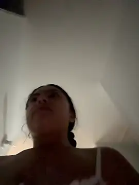 Snapshot of Nathcurly_ chatting on 07-21-26, 02:36 Nathcurly online show from 07-21-26, 02:36