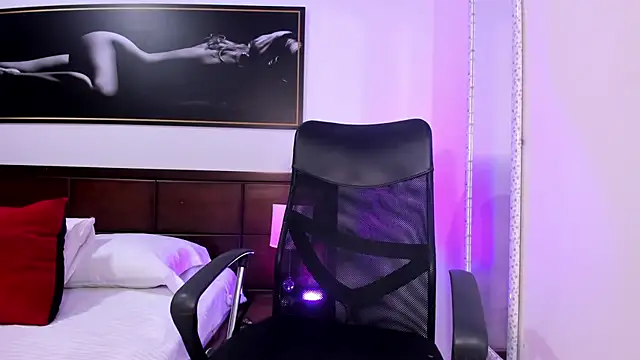 valery camber online show from 03-21-25, 08:29