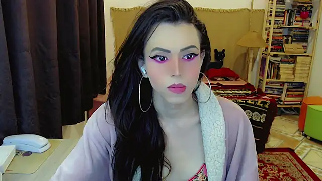 Sophie Fantasys online show from 03-06-26, 01:35