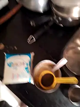 Snapshot of findmemylove chatting on 12-23-24, 04:01 findmemylove online show from 12-23-24, 04:01