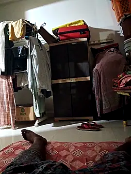 Snapshot of findmemylove chatting on 01-14-25, 07:11 findmemylove online show from 01-14-25, 07:11