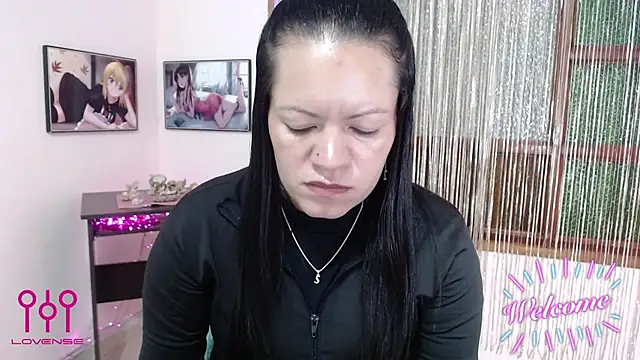 Snapshot of Cristal_w chatting on 11-06-25, 03:24 Cristal w online show from 11-06-25, 03:24