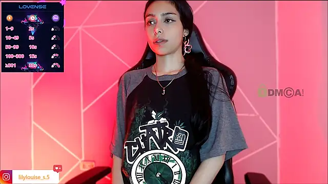 lilylouisee online show from 11-19-25, 04:29